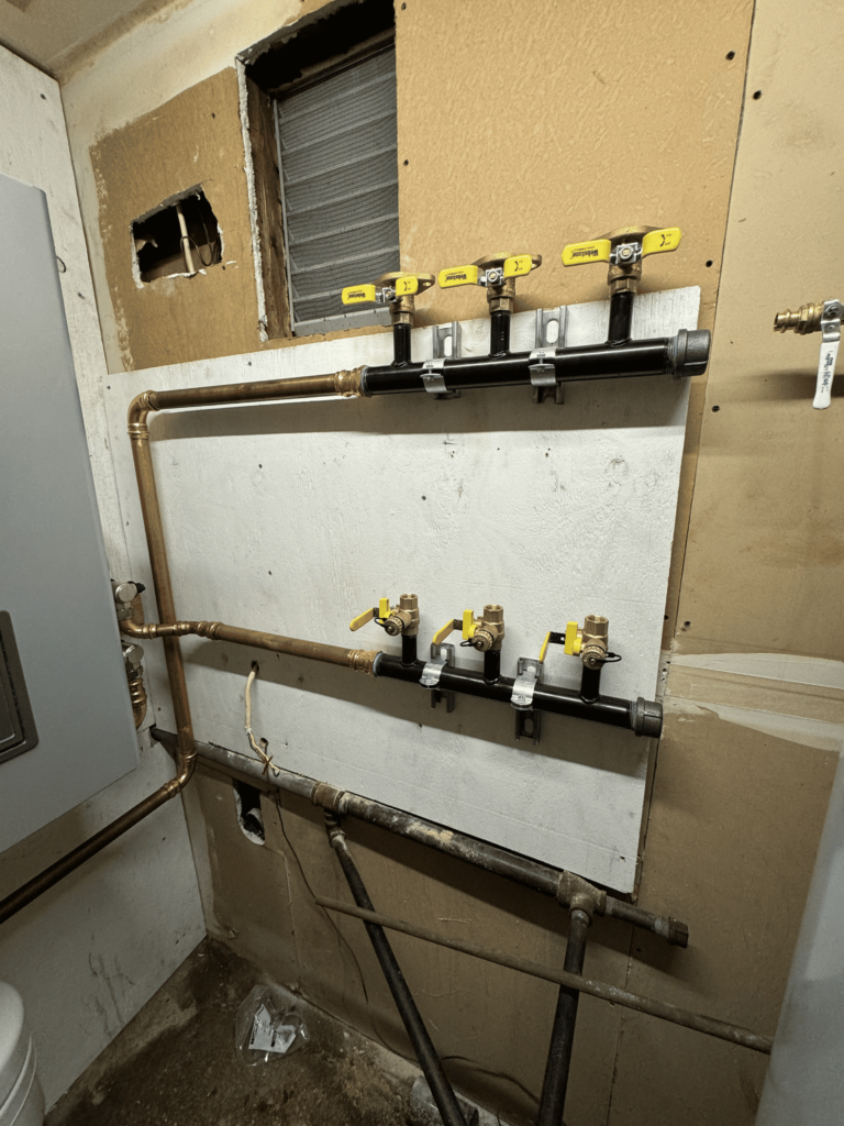 E69FE3D1-7A1D-43EE-9A49-C79D5AE2D870