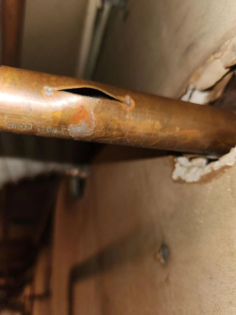 frozen pipe that burst